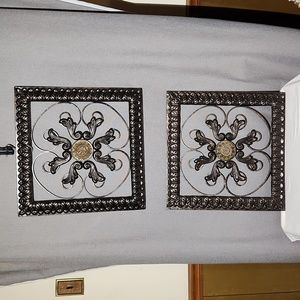 Metal wall art home decor 2 pieces 17 inches square